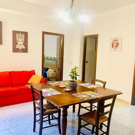 Appartamento A Un Passo Dal Massimo 1 Palermo Esterno foto