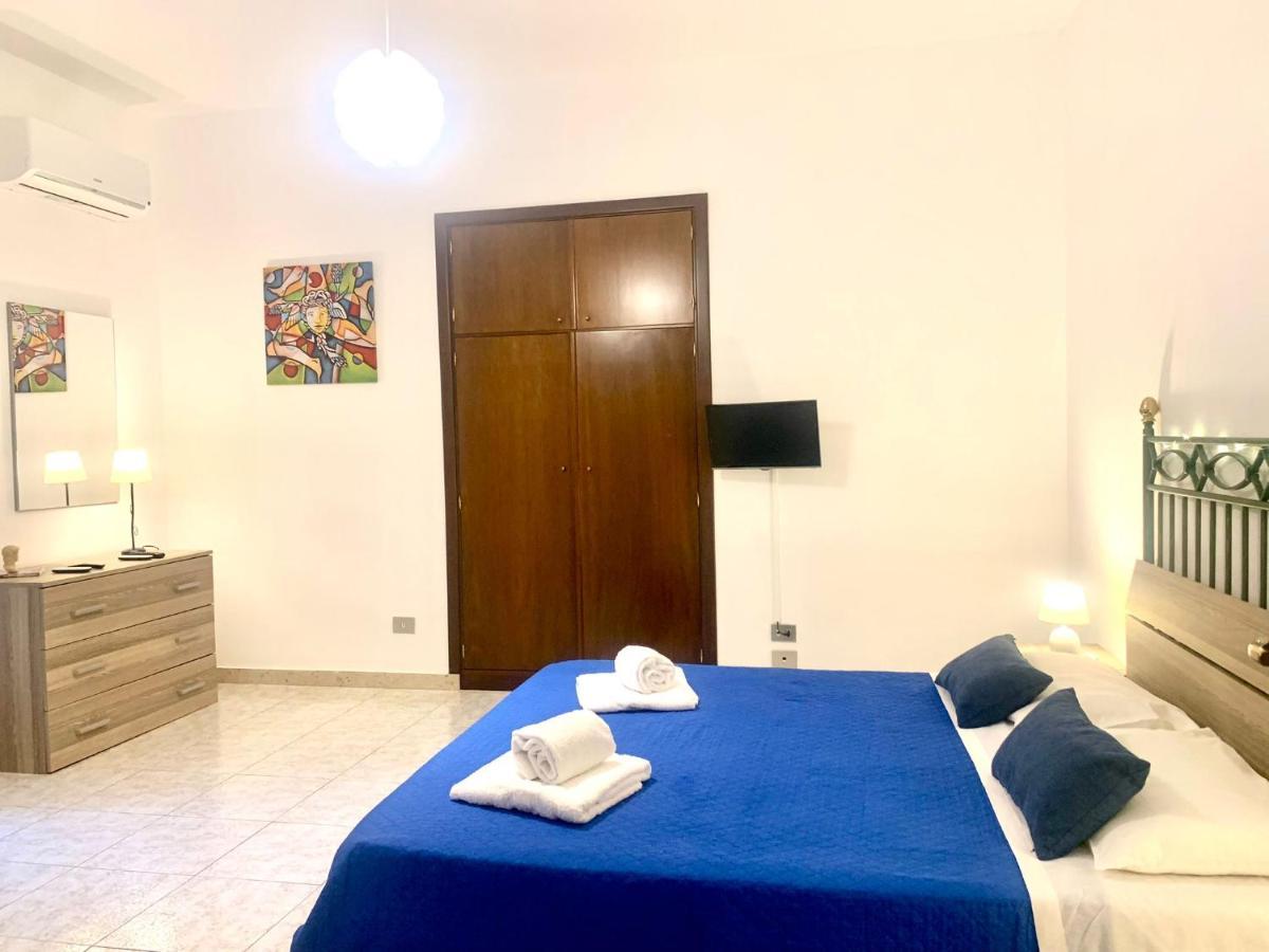 Appartamento A Un Passo Dal Massimo 1 Palermo Esterno foto