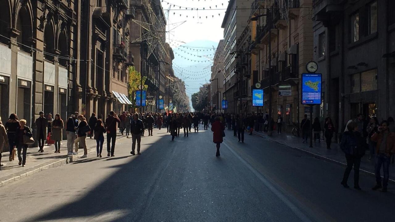 Appartamento A Un Passo Dal Massimo 1 Palermo Esterno foto