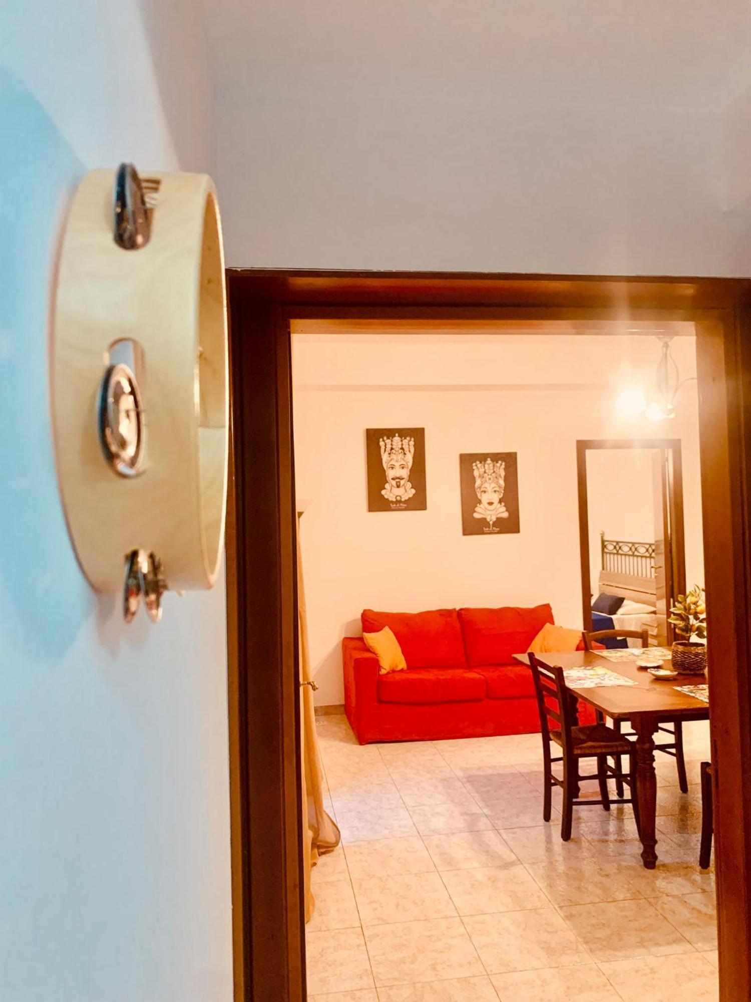 Appartamento A Un Passo Dal Massimo 1 Palermo Esterno foto